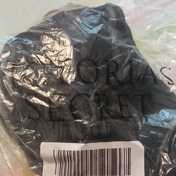 Victoria's Secret Poncho Lace up Hoodie Cover - Picture 7 of 7